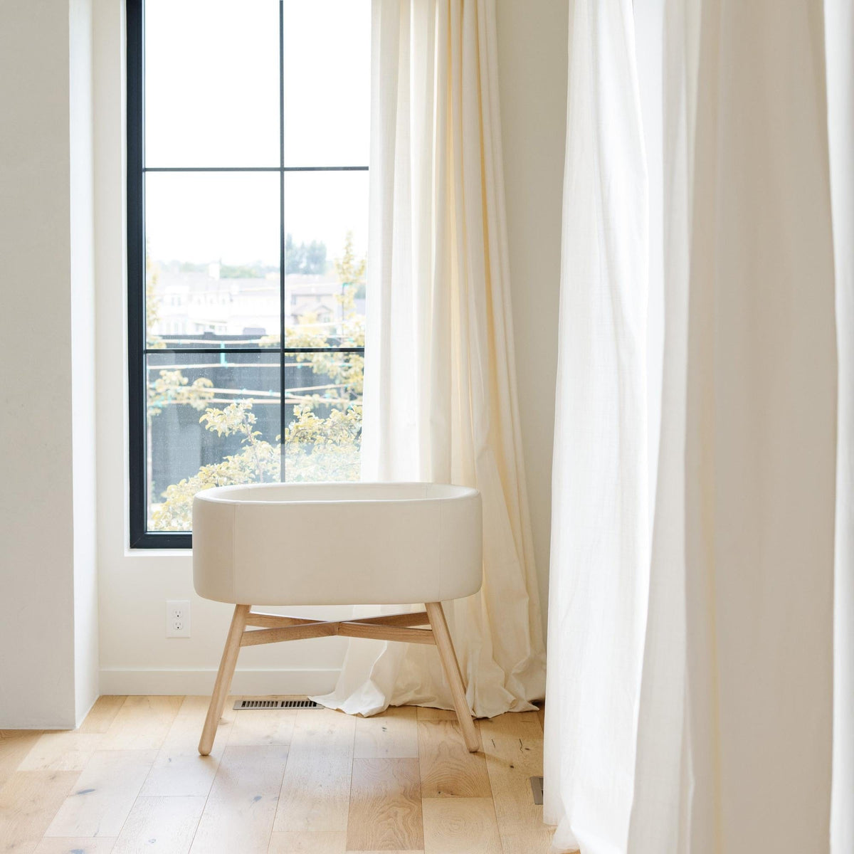 Babyletto Bassinets Babyletto x GATHRE Capsule Bassinet