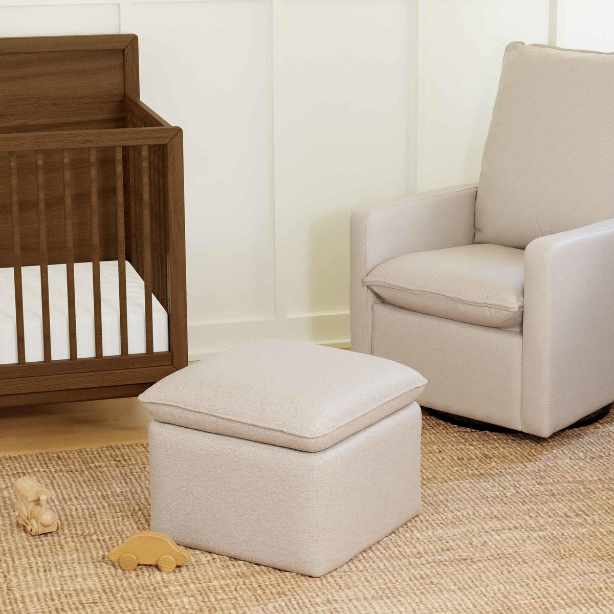 Babyletto Ottomans Babyletto Cali Storage Ottoman in Eco-Performance Fabric | Water Repellent & Stain Resistant