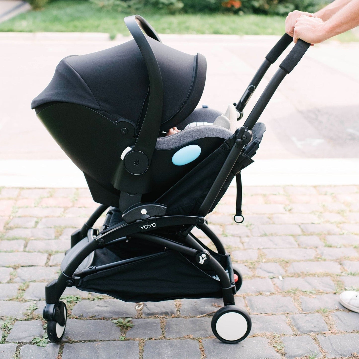 clek liing car seat stroller Clek Liing Infant Car Seat | Rigid-LATCH | Top Safety Rating